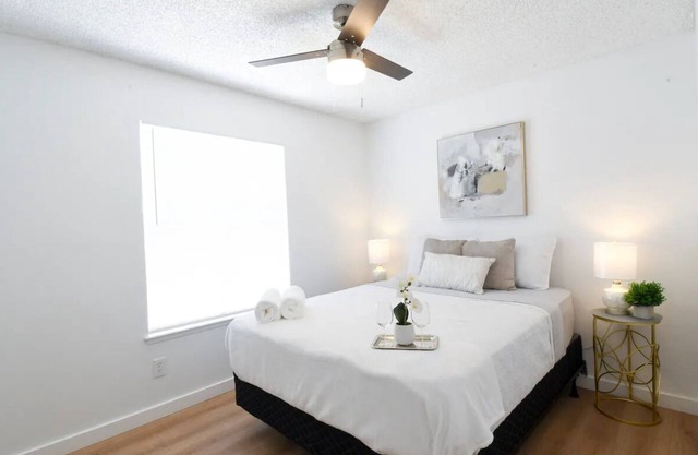 Reconnect with loved ones in this family-friendly place or comfortable business.