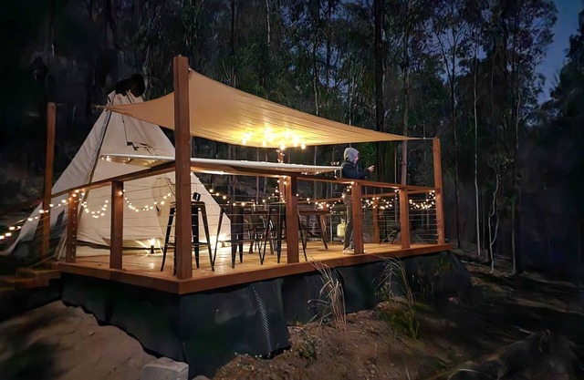 Reconnect With Nature and Unwind in a Cosy Tipi: Your Ultimate Glamping Getaway!