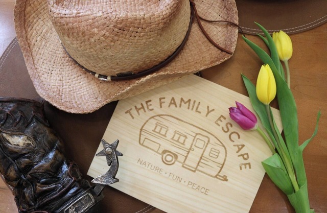 Reconnect with nature at this amazing escape! Welcome to our RV in River Ranch!