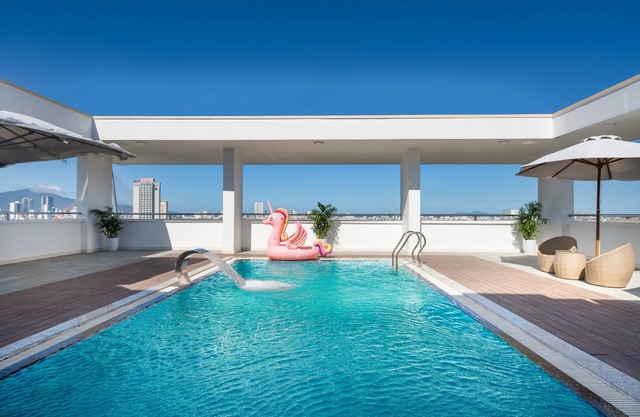 Lamanga Hotel & Suite Da Nang