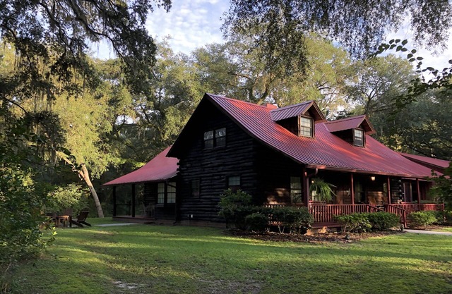 Cabina del pájaro rojo: paz y tranquilidad cerca del río Suwannee