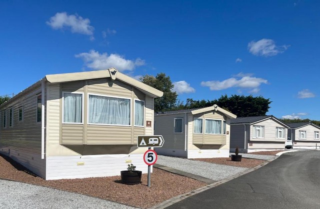 Red Deer Village Holiday Park - 3 Bedroom, Self-Catering Holiday Home