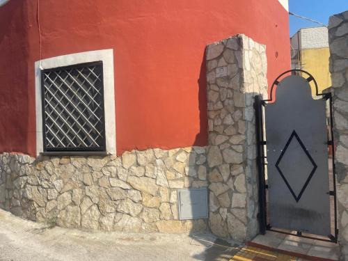 Red House- Accogliente appartamento vicino al porto