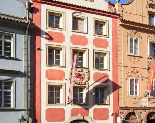 Red Lion Hotel