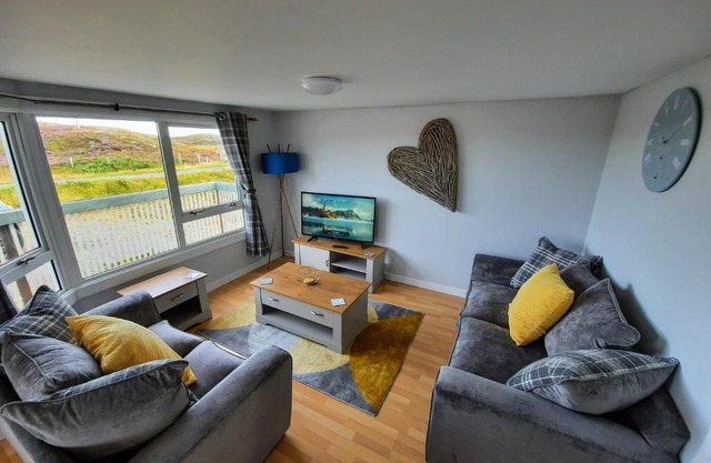 Red Pepper Self Catering - Explore the Uists