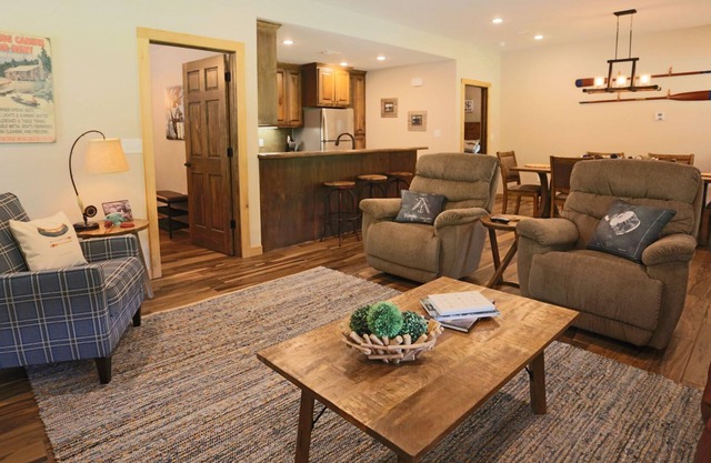 Red River Retreat in Lobo Landing