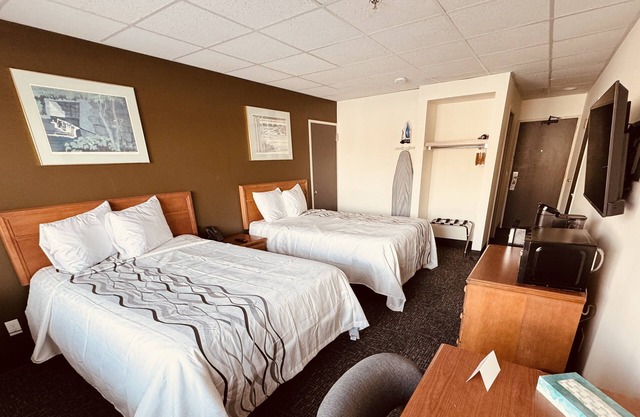 RED ROCK HOTEL & SUITES