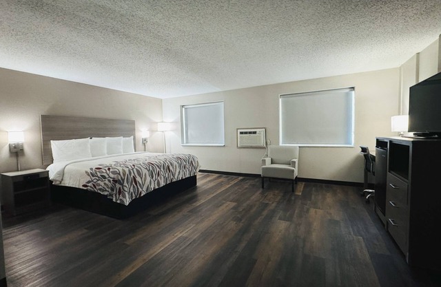 Super 8 by Wyndham Ames