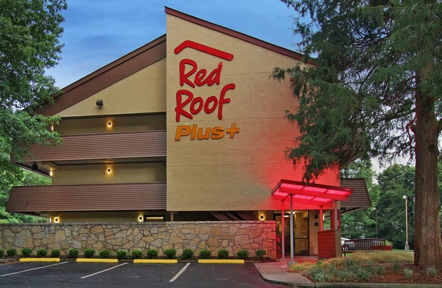 Red Roof Inn PLUS+ Atlanta - Buckhead