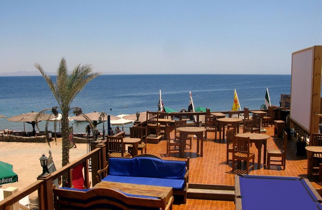 Red Sea Relax