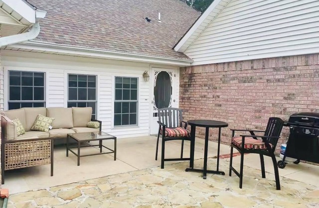 Redbud Cottage