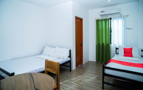 RedDoorz at Guanzons Homestay