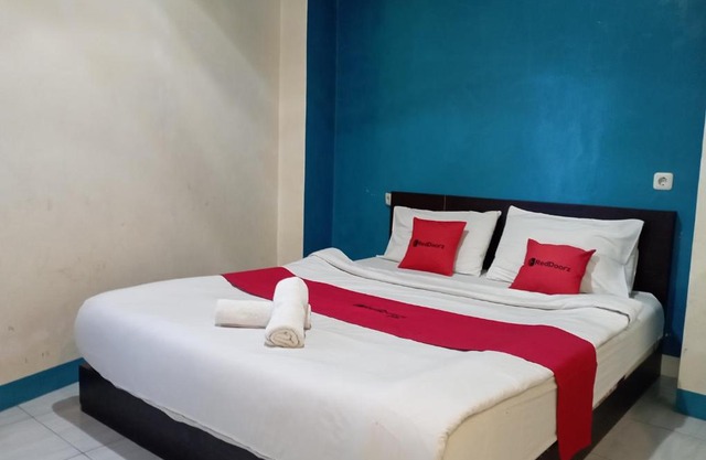RedDoorz at Jalan Sudirman Purwokerto