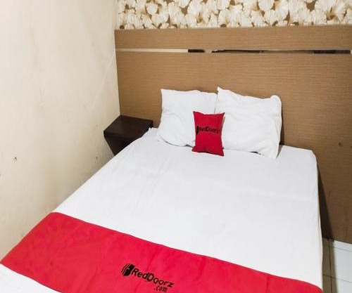 RedDoorz at K Home Syariah near Mall Kartini Lampung