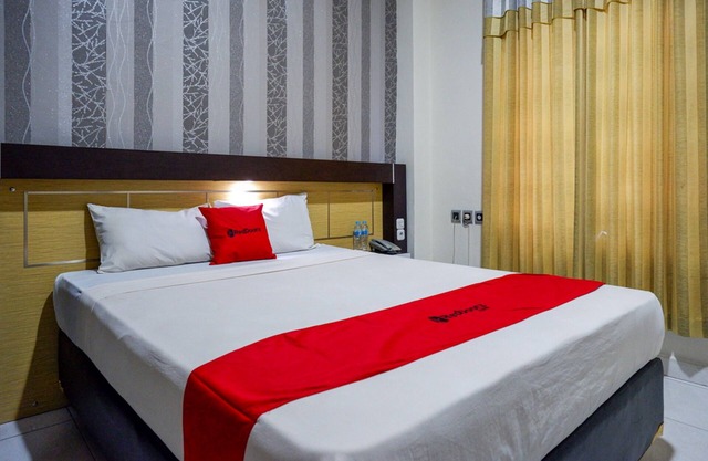 RedDoorz @ Hotel Bumi Palupy