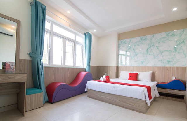 RedDoorz Love Hotel Tran Binh Trong Binh Thanh