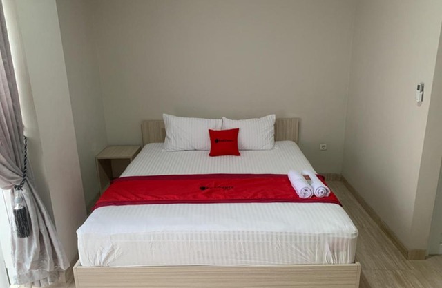 RedDoorz near Alun Alun Purbalingga