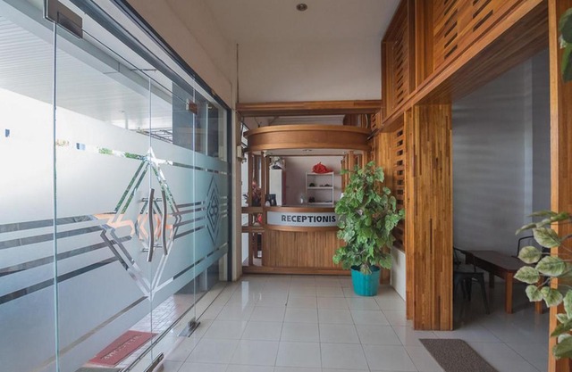 RedDoorz near Gajah Mada Pontianak