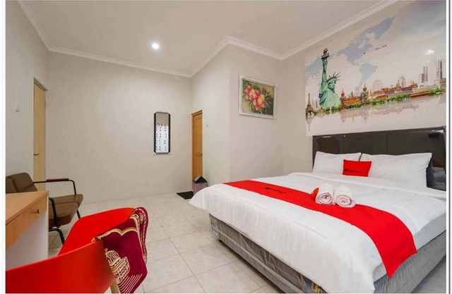 RedDoorz near JIEXPO Kemayoran 2
