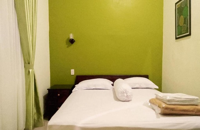 RedDoorz near Pantai Pandan Sibolga 2