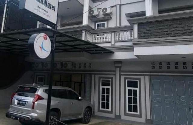 RedDoorz near Stasiun Pematangsiantar