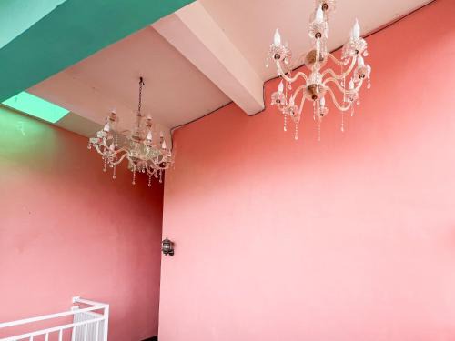 RedDoorz near Sunrise Mall Mojokerto