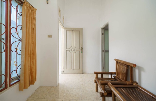 RedDoorz near Watervang Lubuk Linggau 2
