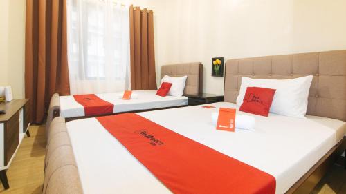RedDoorz Plus @ Cuarto Verde Staycation