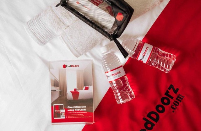 RedDoorz Plus @ Vantas Hotel Parbaba
