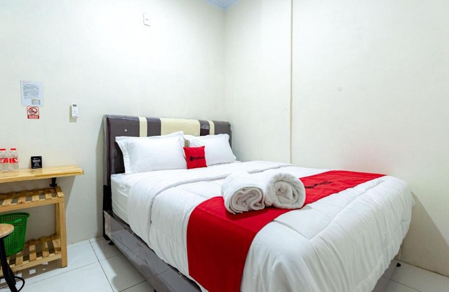 RedDoorz @ Simpang Pemda Medan