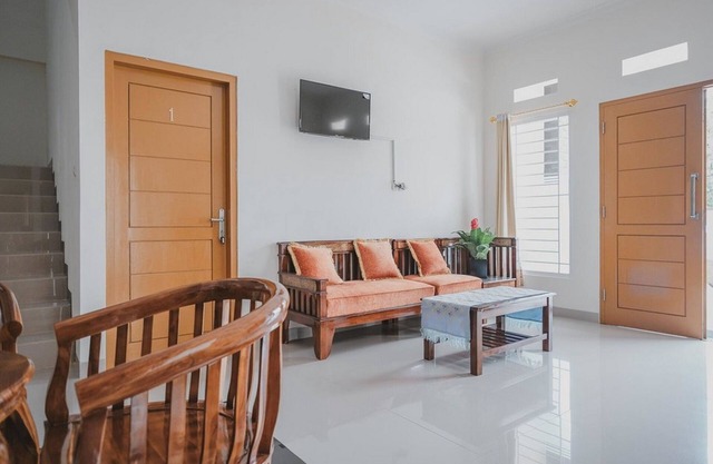 RedDoorz Syariah near Pahoman Stadium Lampung