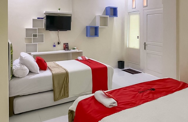 RedDoorz Syariah near PKOR Lampung