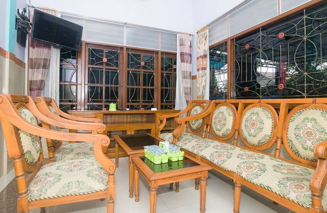 RedDoorz Syariah near Alun Alun Bojonegoro