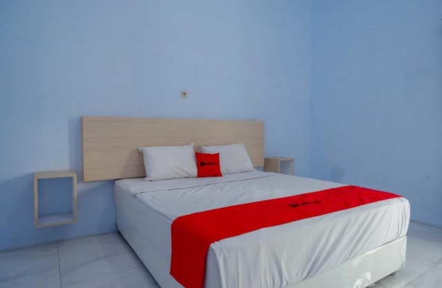 RedDoorz Syariah near Stasiun Pekalongan 3