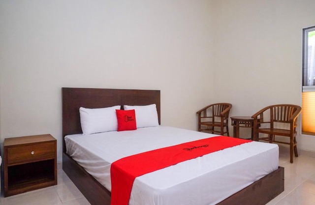 RedDoorz Syariah near Transmart Pabelan Solo