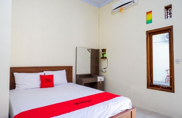 RedDoorz @ Umbul Ponggok Waterpark Klaten