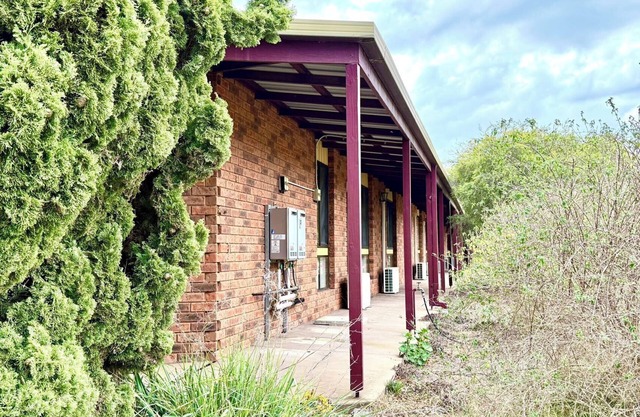 Redgum Motel