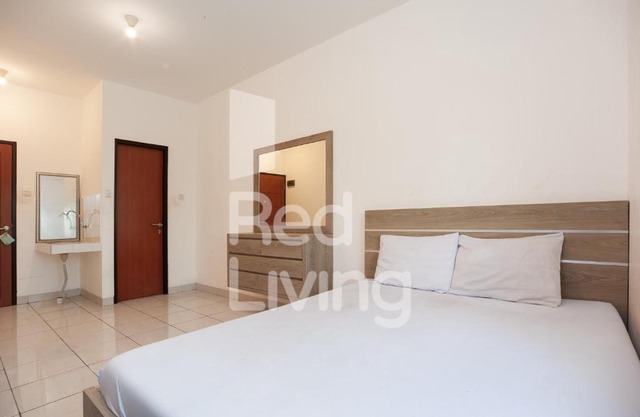 RedLiving Apartemen RQ at Ecohome Citra Raya
