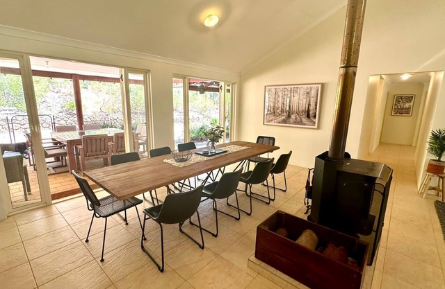 Redtail House - Carlotta