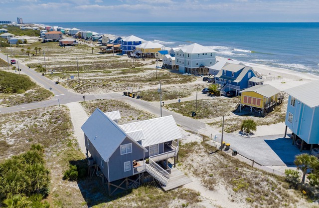 Reduced Rate! Sandy Pause *Golf Cart, Pet-Friendly*