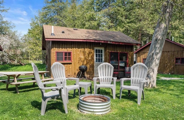 Reed's on the River Cabin 3