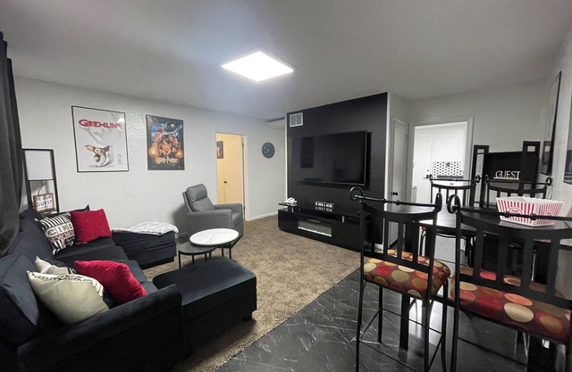 Cinema 16 2-bedroom apartment