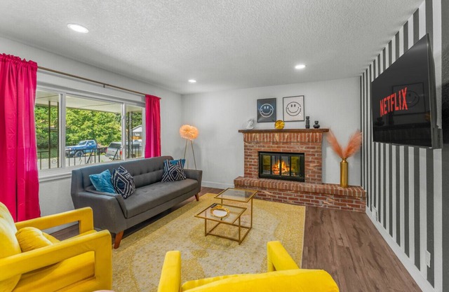 Reel Retreat | A 3BR Family-Friendly Escape