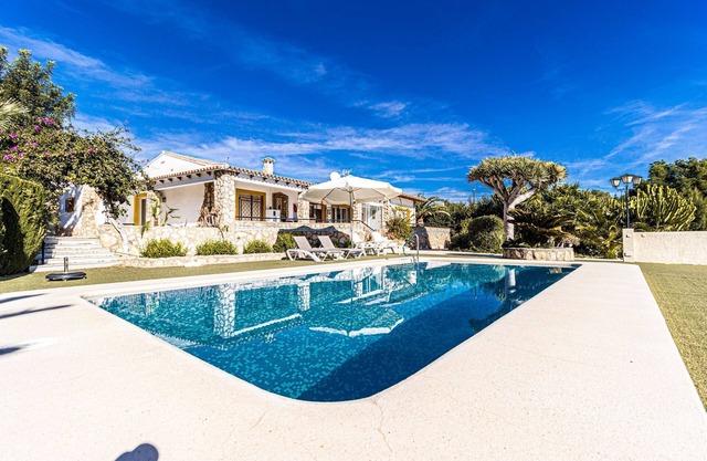 Hermoso de 6 personas Villa Albir / Alfaz cerca de la playa, buena vista y piscina.
