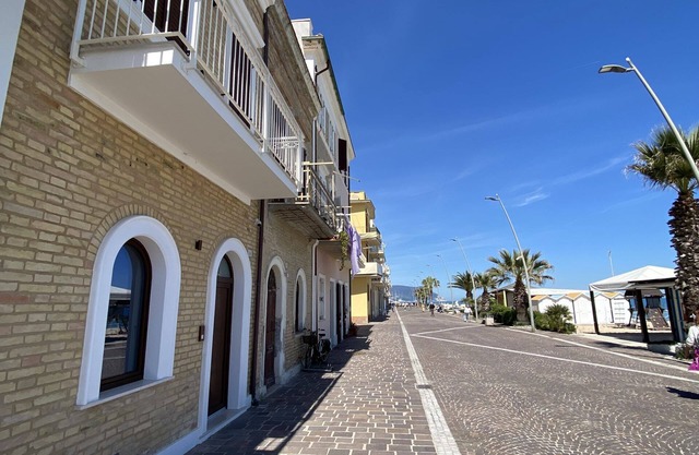 Ref. 91 - One bedroom apartment on the promenade VELA