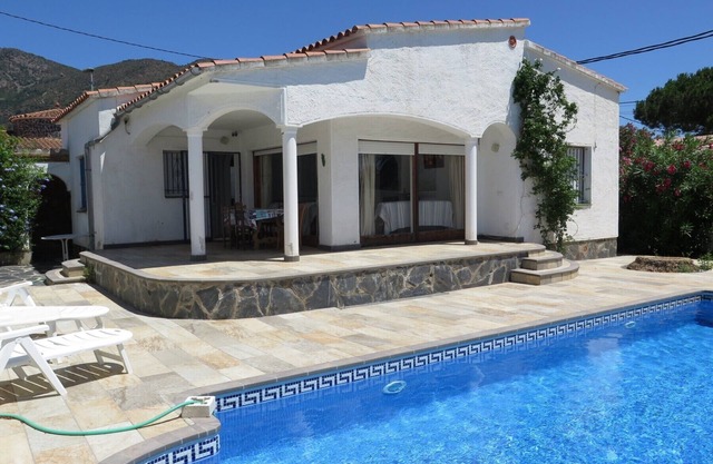 Ref. Garr11 - VILLA CON PISCINA EN MAS BOSCA