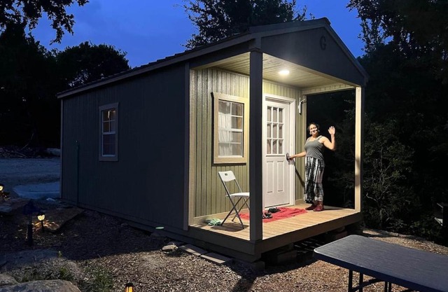 Reflection Cabin on Lake Godstone