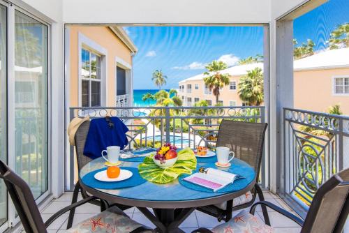 Regal Beach Club #234 Modern Oceanfront 2BR Condo on Seven Mile Beach