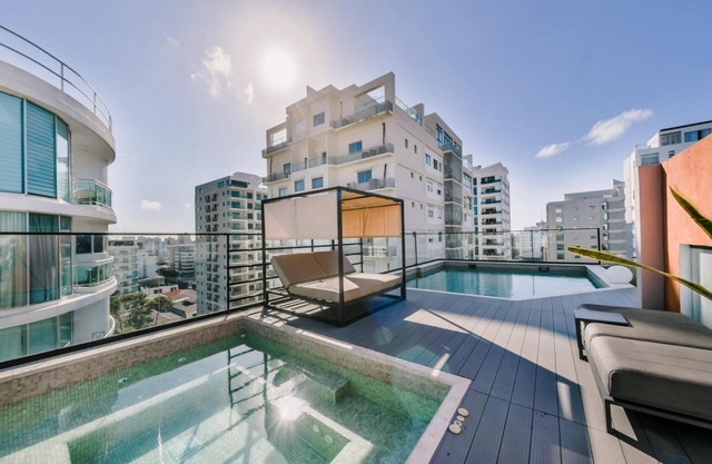 Regatta Living II With Breakfast Included - 703