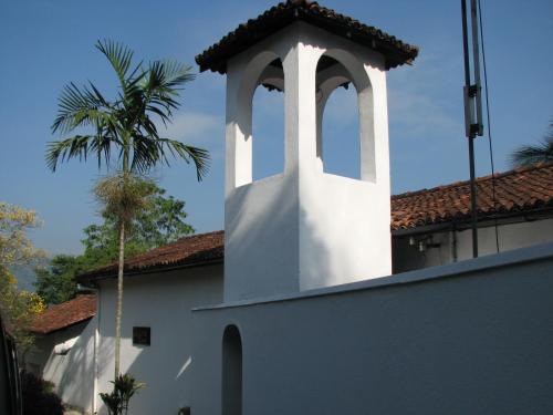 Regent Lodge and Villa
